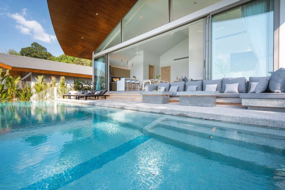 How to Build a Pool Route: Bakersfield, Oxnard, Los Angeles, Santa Rosa, and Gilroy, California — pool service business insights