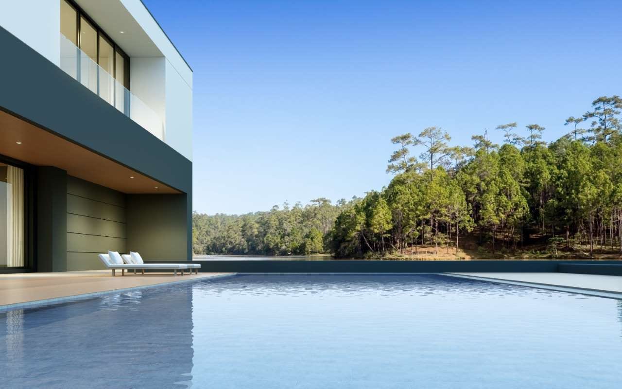 How to Transition from Small-Scale to Large-Scale Pool Service Operations — pool service business insights