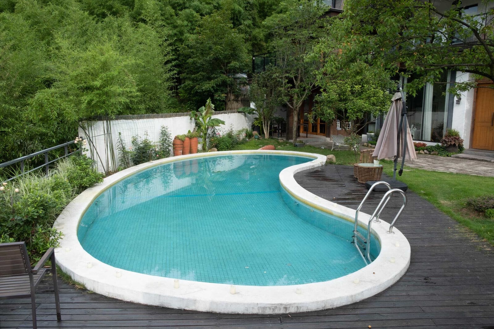 How to Troubleshoot Automated Equipment Malfunctions — pool service business insights