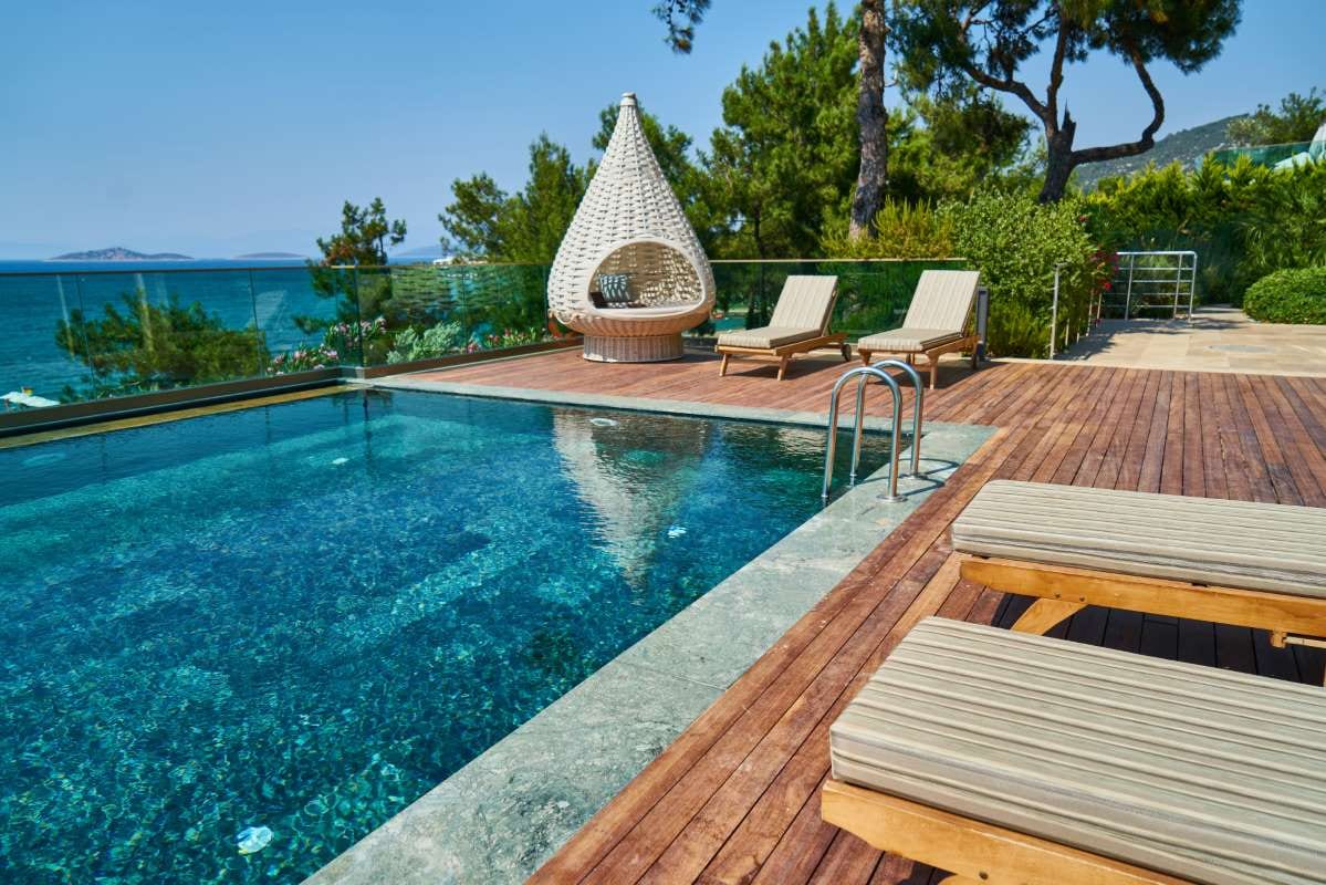 Pool Business Partnerships: Smart Move or Red Flag? — pool service business insights