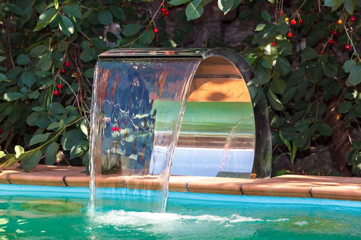 Pool Route Growth: Tools That Make the Job Easier — pool service business insights
