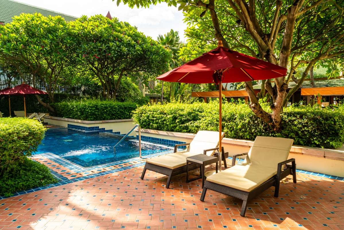Pool Routes for Sale in Bonita Springs, Gainesville, North Merritt Island, Lauderhill, and Pine Hills, Florida: Exclusive Pool Routes Investment — pool service business insights