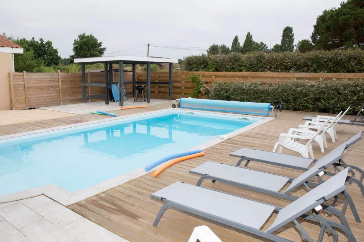 Texas Tech Hubs: Digital Marketing to Attract Younger Pool Owners — pool service business insights