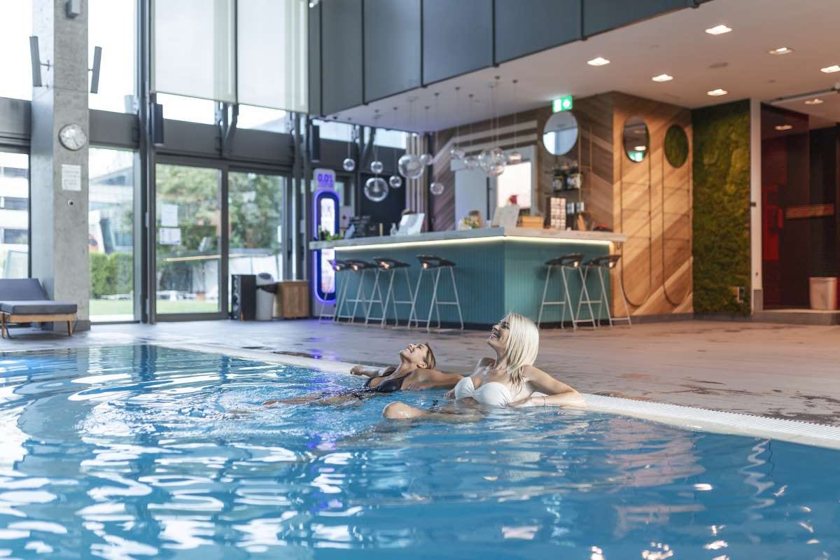 Tips for Dominating the Pool Market in Glendale, Arizona — pool service business insights