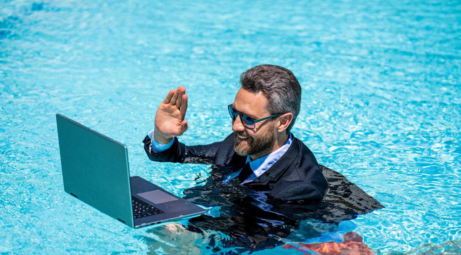 Tips for Managing a High-Volume Weekly Service Schedule — pool service business insights