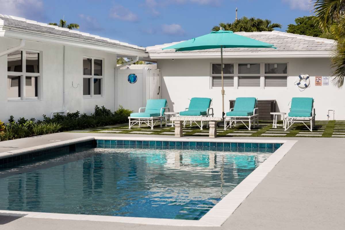 Tips for Transitioning Out of the Pool Route Business When Needed — pool service business insights