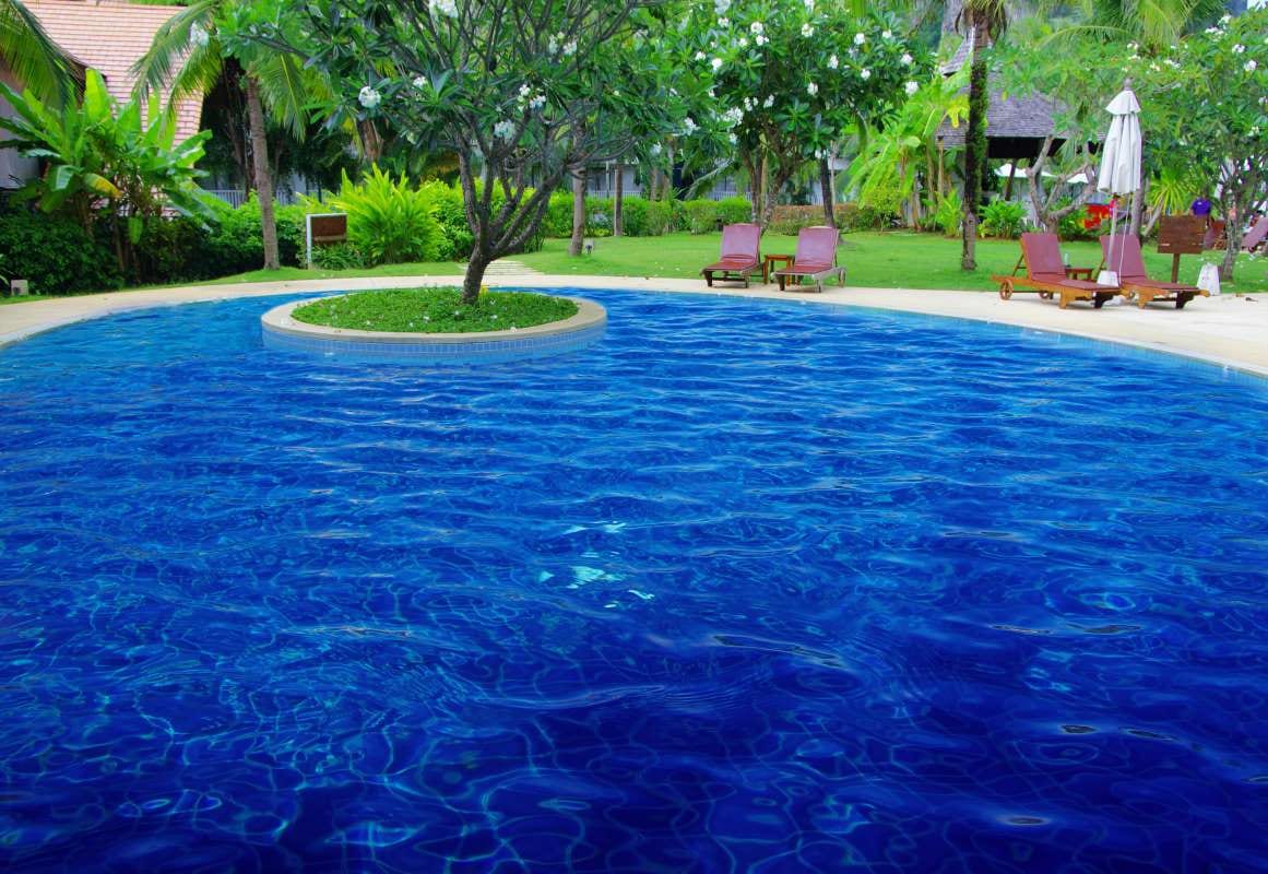 What is a Pool Service Route: Osprey, Bradenton, Yavapai County, Surprise, Marana, Florida and Nevada — pool service business insights